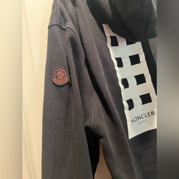 Authentic moncler x palms angel hoodie “make it rain” - Picture 6 of 6